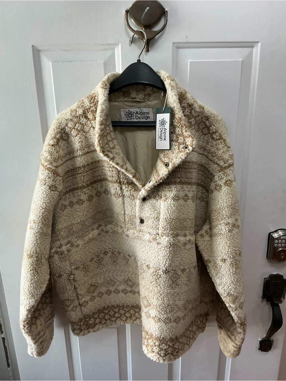 Alpine Design Cream and Tan Patterned Sherpa Pullover